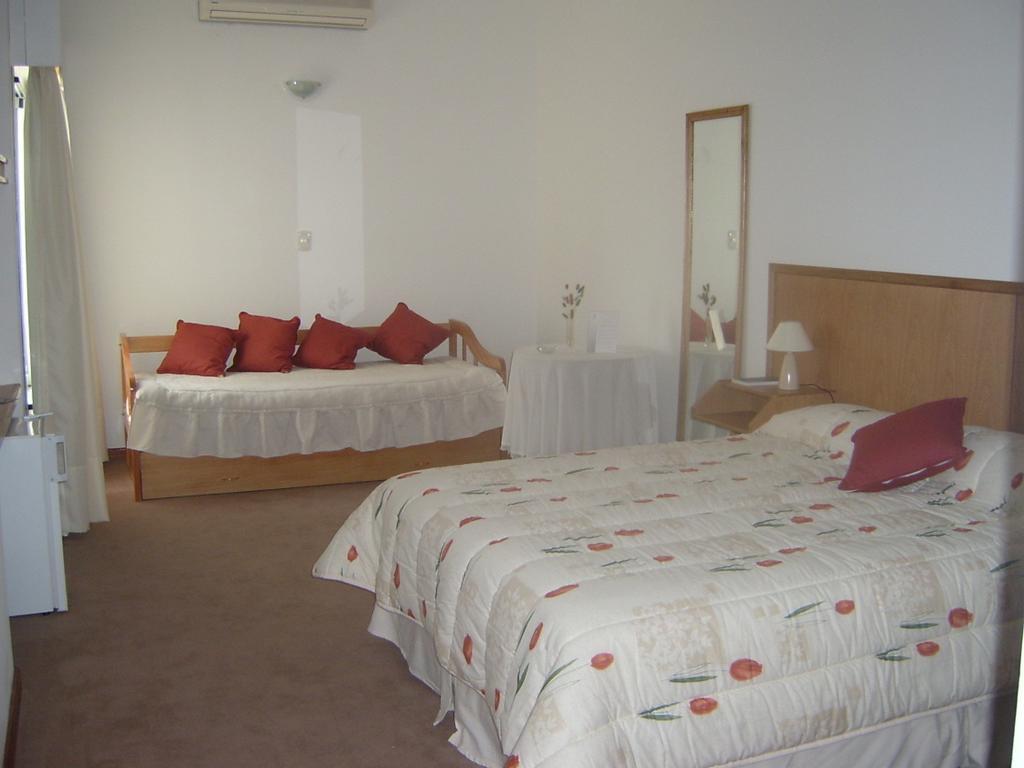 Hotel Aguay Gualeguaychú Szoba fotó